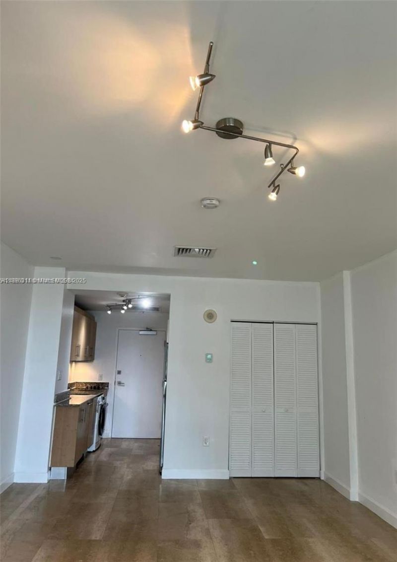 10275 Collins Ave, Unit 111, Bal Harbour, FL 33154 Photo