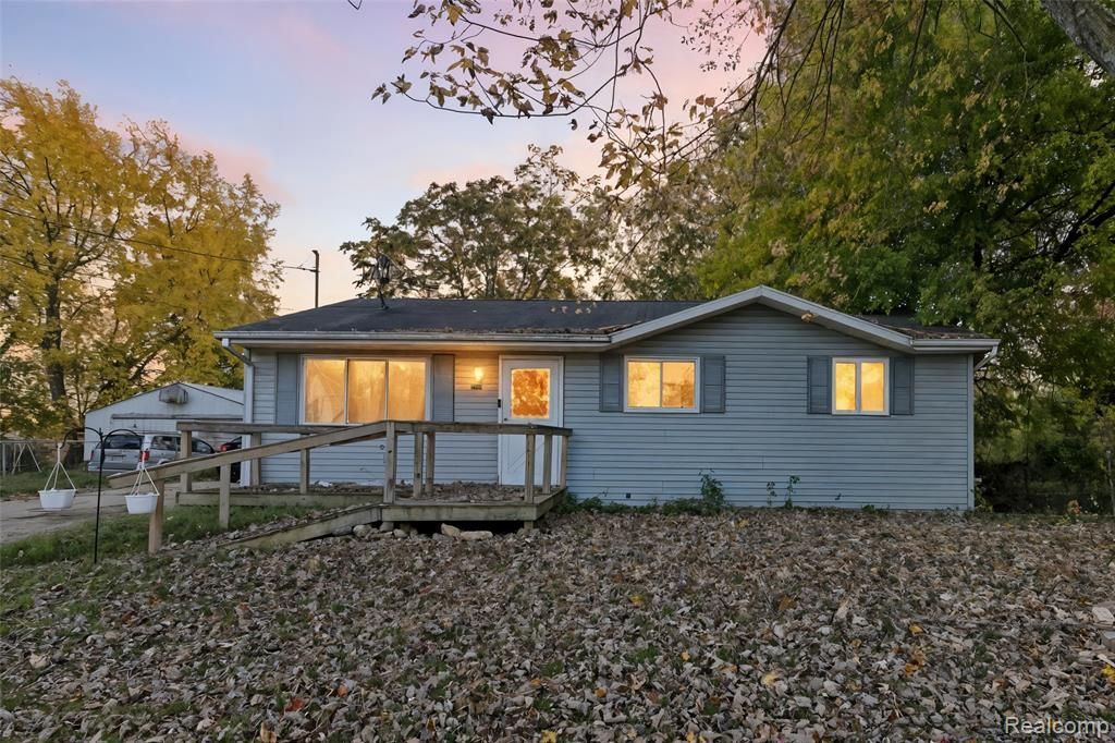 2540 Kansas Avenue, Saginaw, MI 48601 Main Photo