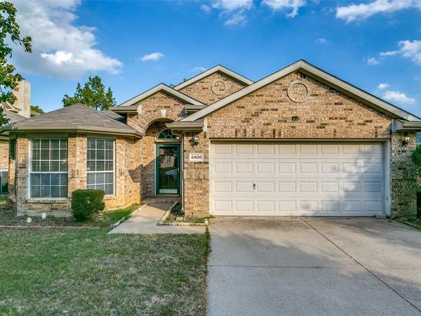 2408 Graystone Lane, Corinth, TX 76210