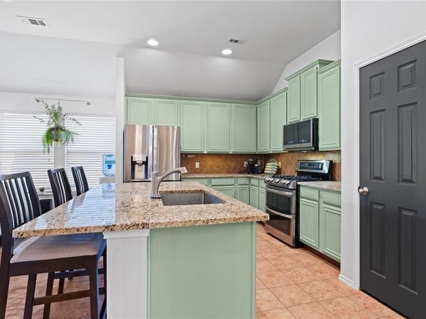 510 Hackberry Drive, Fate, TX 75087