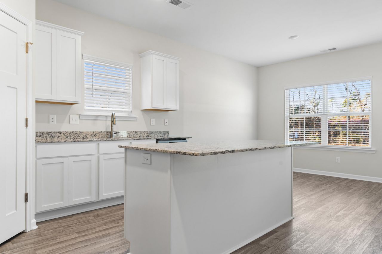 167 Willow Bay Drive Photo 7