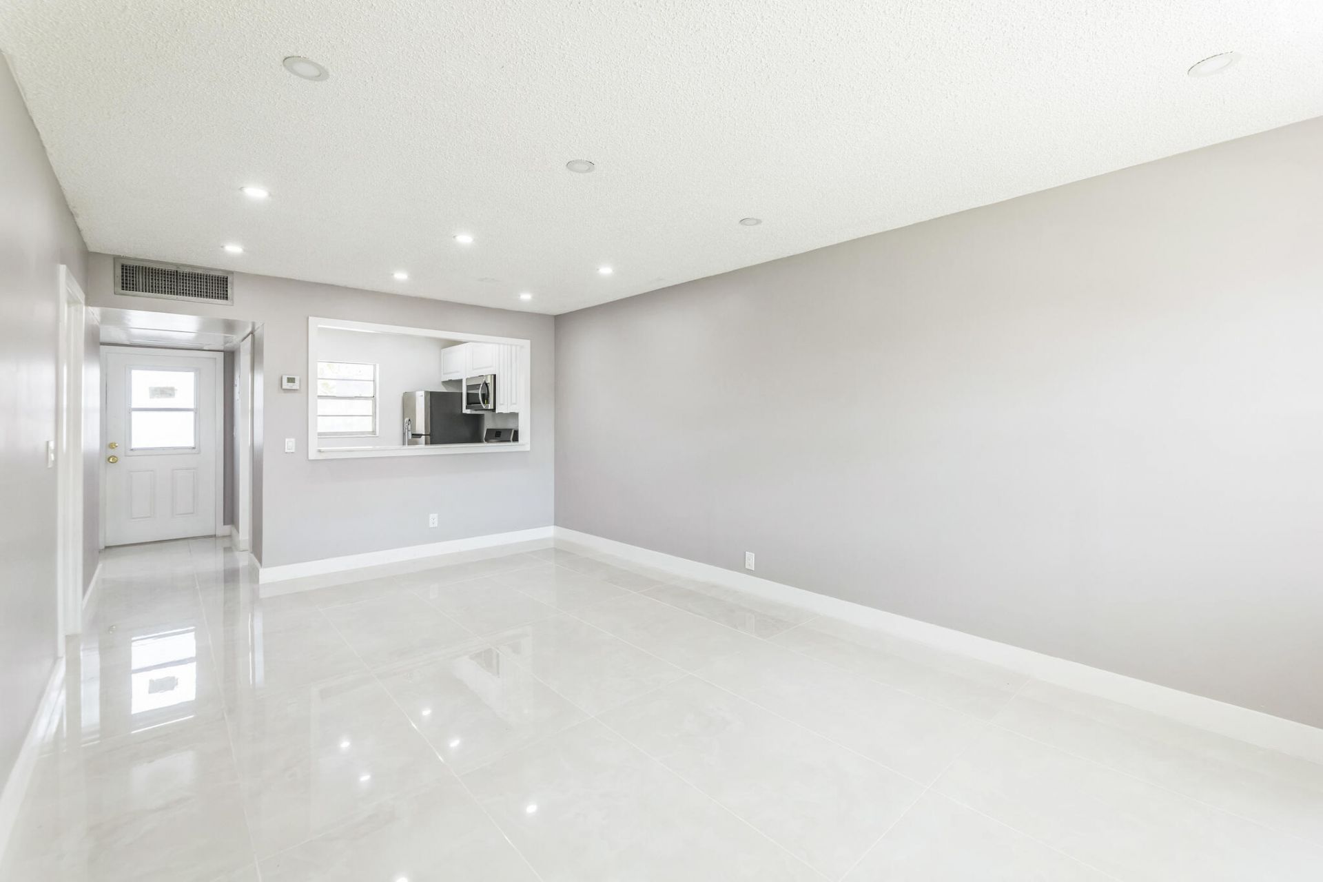 5102 NW 36th Street, Unit 408, Lauderdale Lakes, FL 33319 Photo