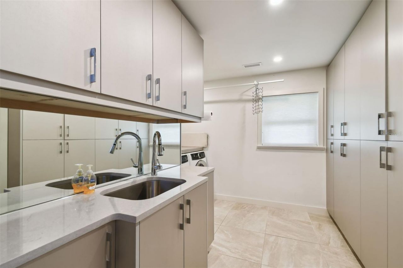 4202 Saltwater Boulevard, Tampa, FL 33615 Photo