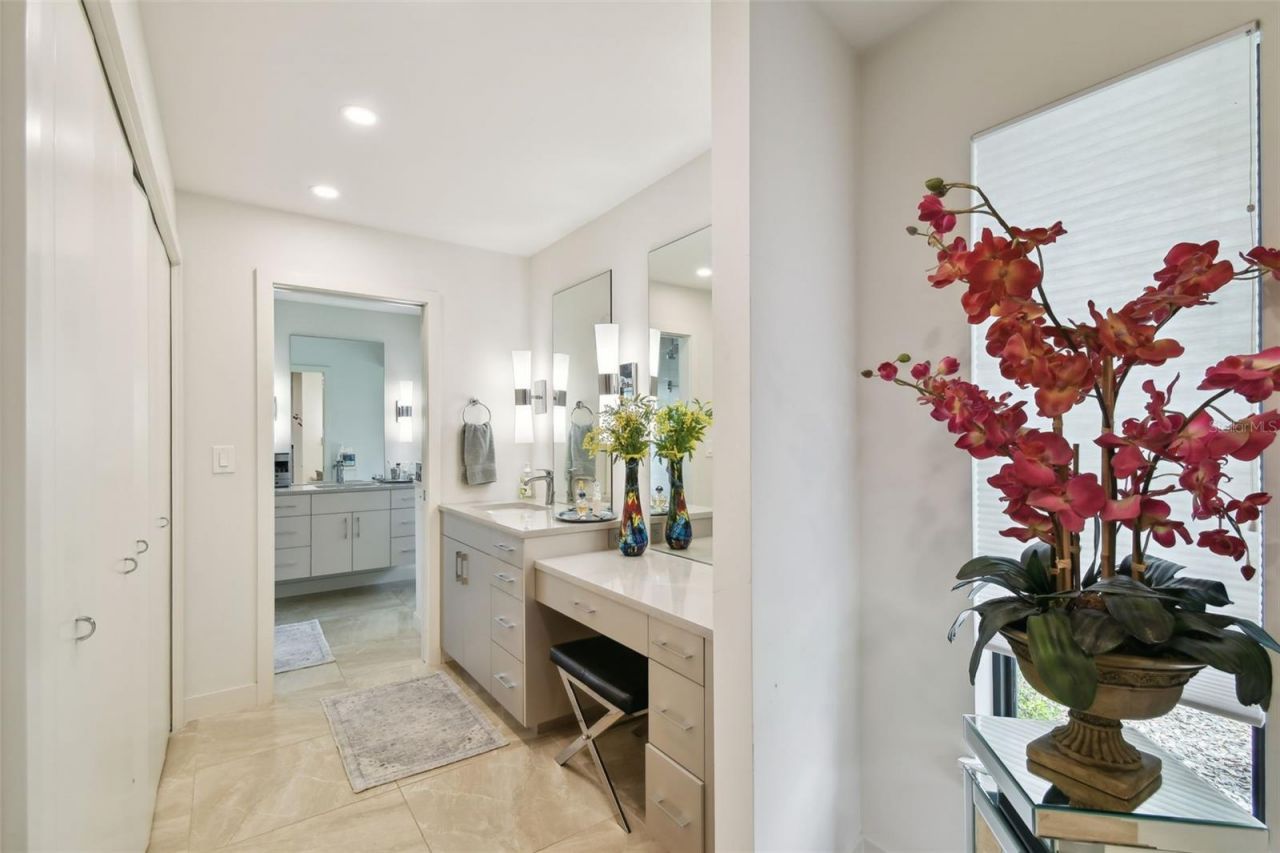 4202 Saltwater Boulevard, Tampa, FL 33615 Photo