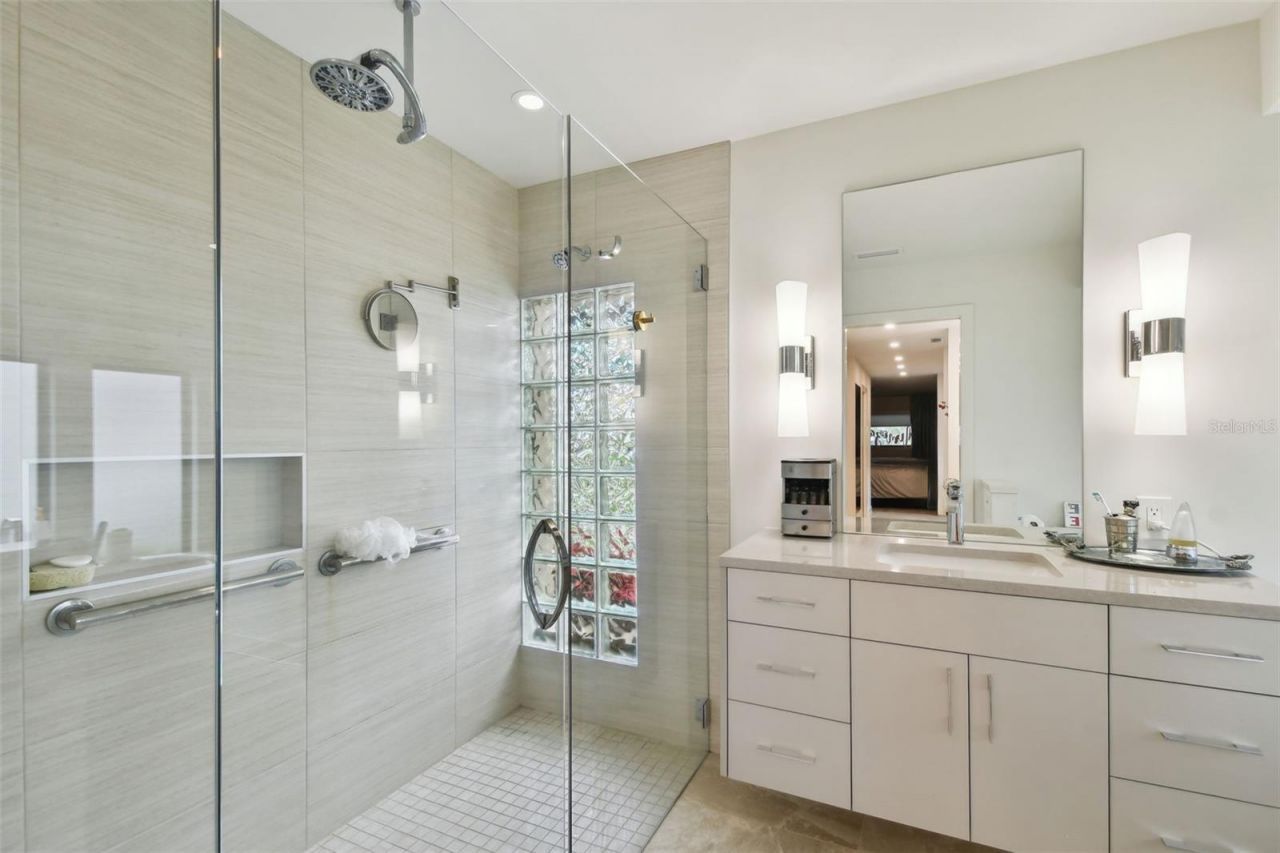 4202 Saltwater Boulevard, Tampa, FL 33615 Photo