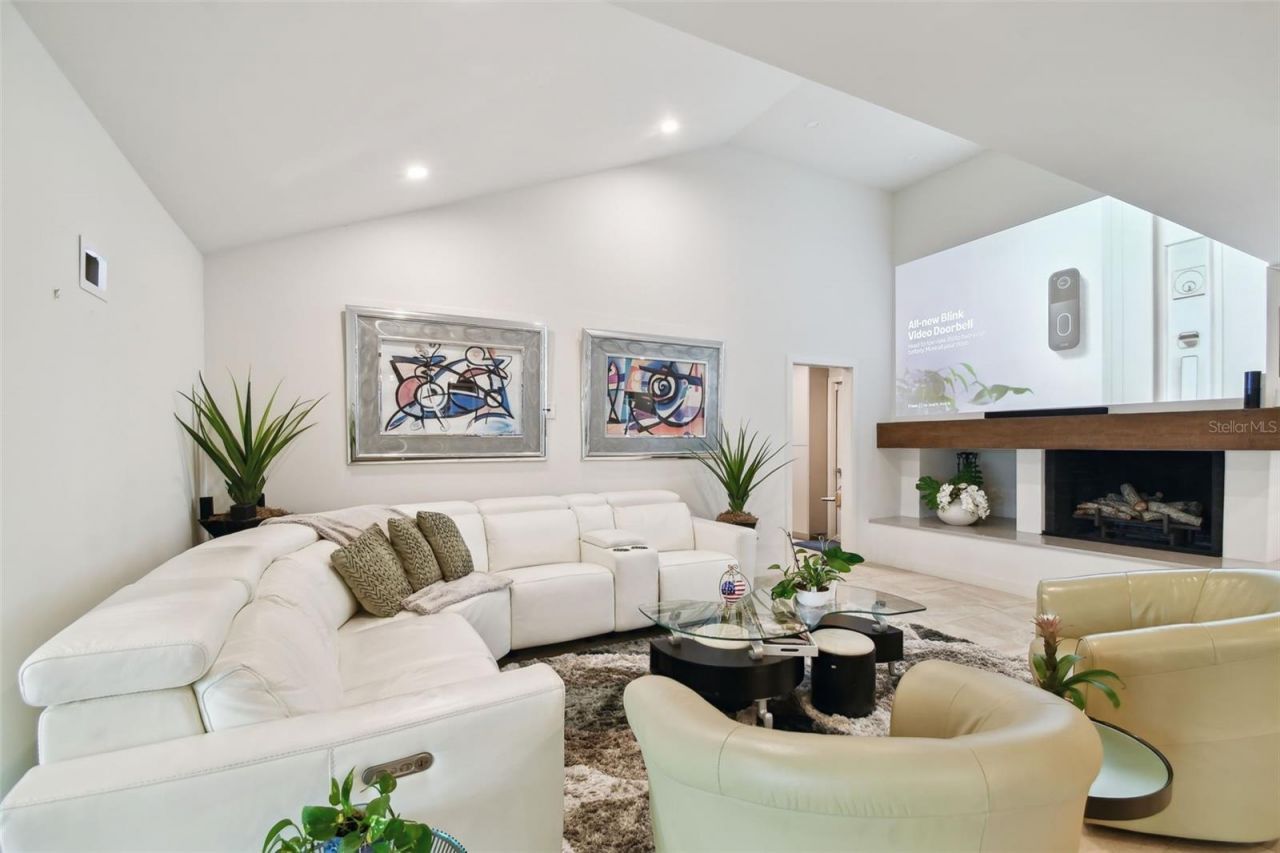 4202 Saltwater Boulevard, Tampa, FL 33615 Photo