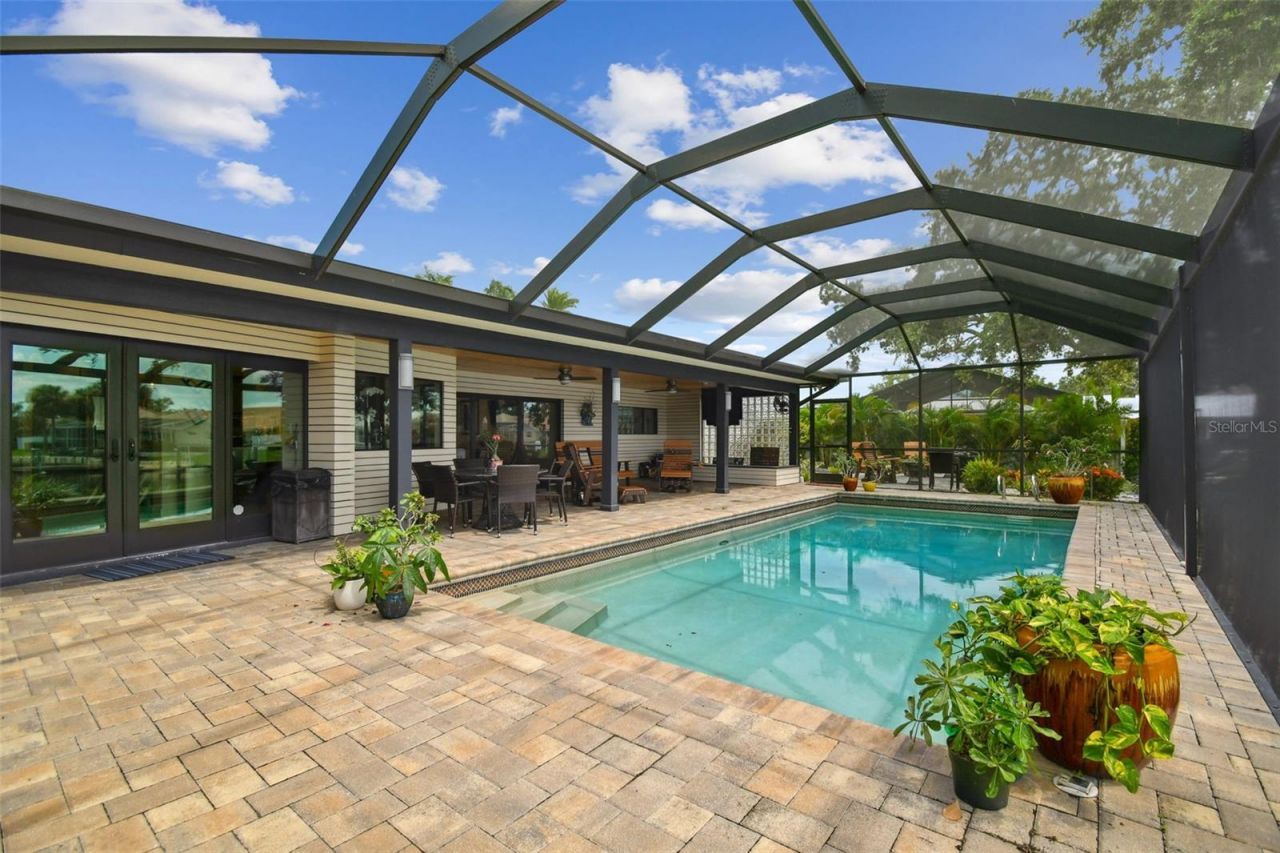 4202 Saltwater Boulevard, Tampa, FL 33615 Photo