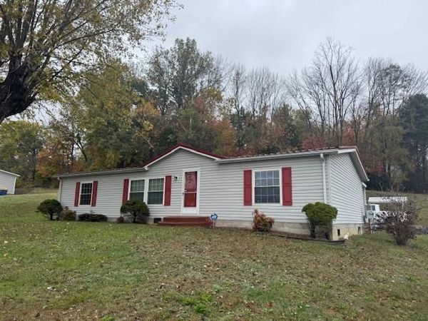 106 Greensburg Road, Edmonton, KY 42129