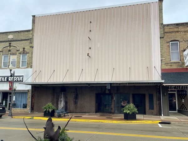 117 E Cook Street, Portage, WI 53901