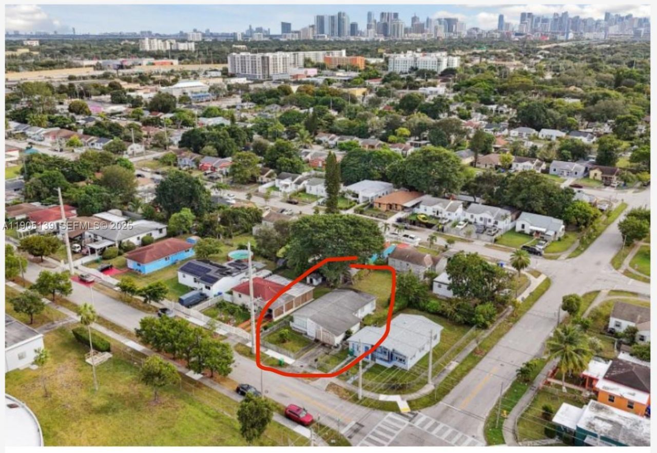 940 NW 67th St, Miami, FL 33150 Photo
