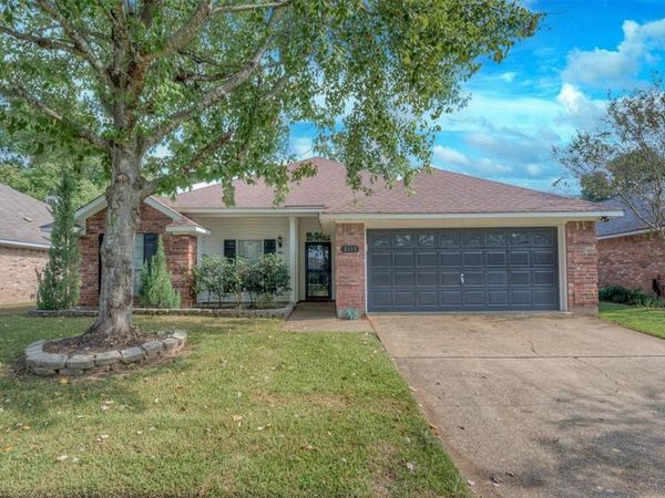 2116 Middle Creek Boulevard, Bossier City, LA 71111