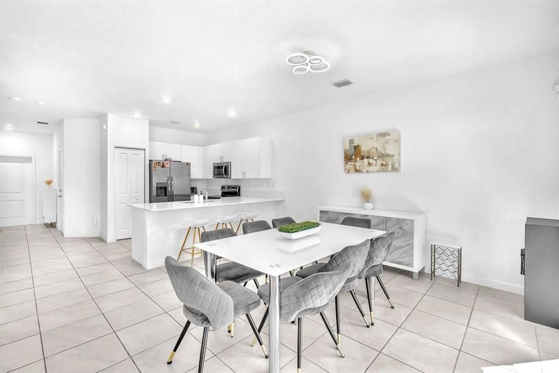 20308 NW 6th Pl, Miami Gardens, FL 33169 Photo