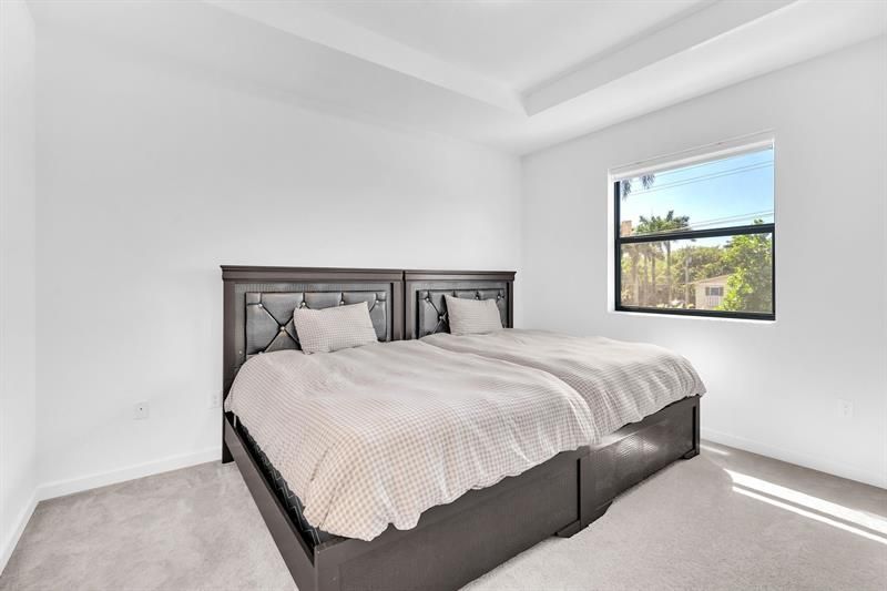 20308 NW 6th Pl, Miami Gardens, FL 33169 Photo