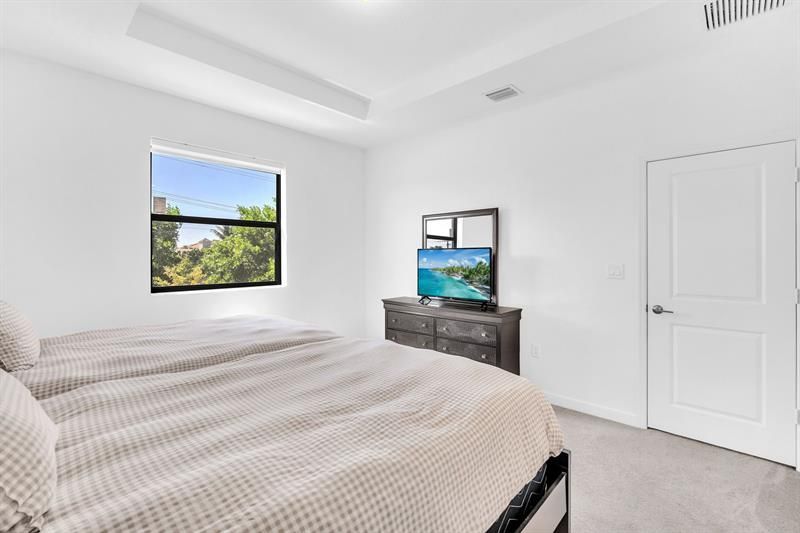 20308 NW 6th Pl, Miami Gardens, FL 33169 Photo