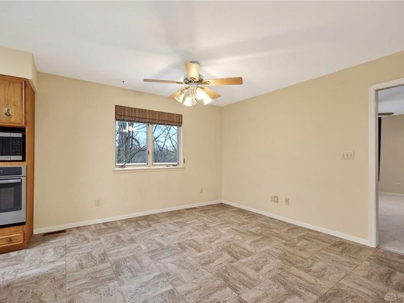 457 Merrick Drive, Beavercreek, OH 45434 Photo 17