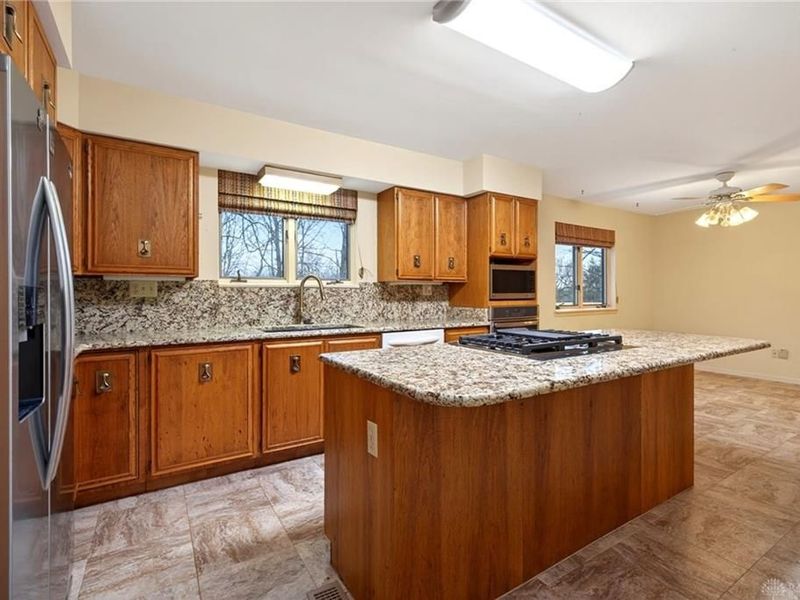 457 Merrick Drive, Beavercreek, OH 45434 Photo 21