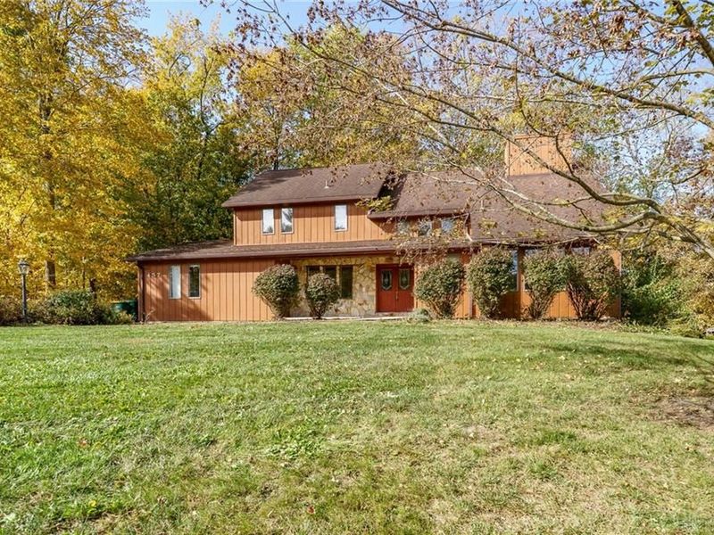 457 Merrick Drive, Beavercreek, OH 45434 Photo 3