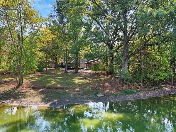 6703 Frandsen Road, Alhambra, IL 62001