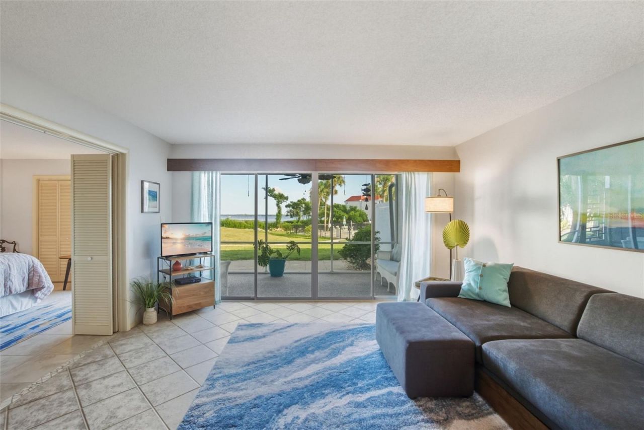 725 Manatee Avenue, Unit 725, Holmes Beach, FL 34217 Photo