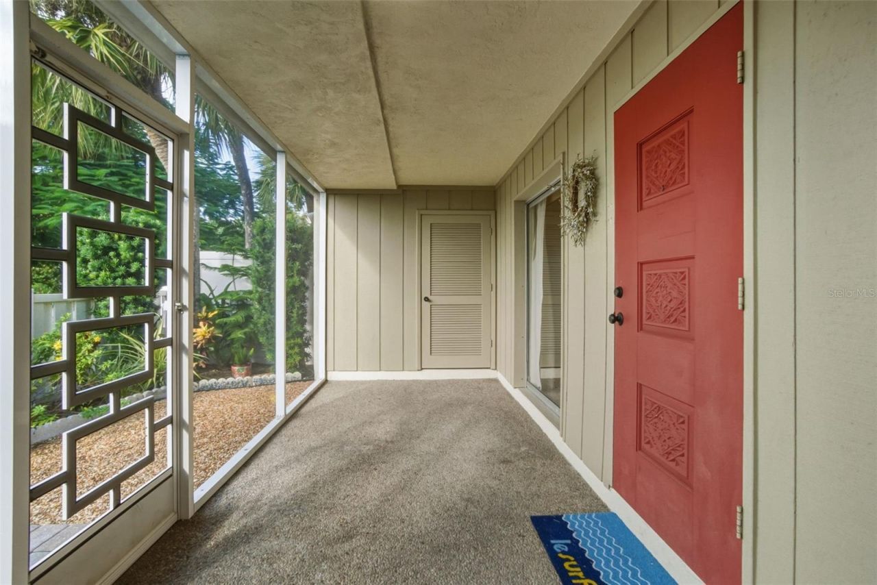 725 Manatee Avenue, Unit 725, Holmes Beach, FL 34217 Photo