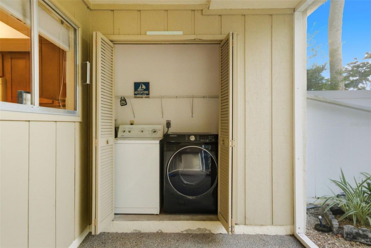 725 Manatee Avenue, Unit 725, Holmes Beach, FL 34217 Photo