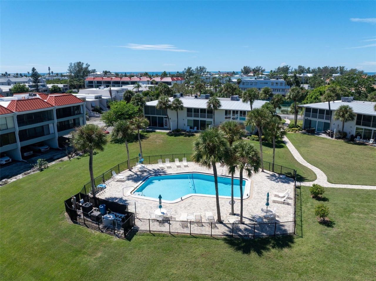 725 Manatee Avenue, Unit 725, Holmes Beach, FL 34217 Photo