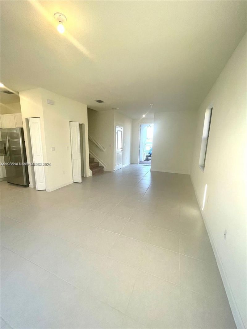 3338 W 112th St, Hialeah, FL 33018 Photo