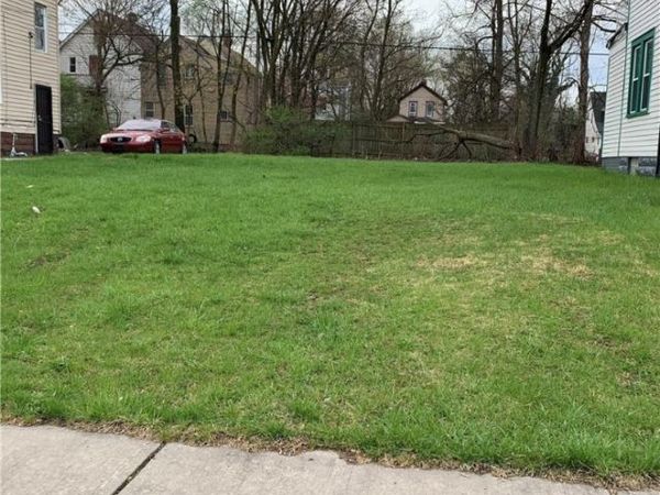 9516 Marah Avenue, Cleveland, OH 44104