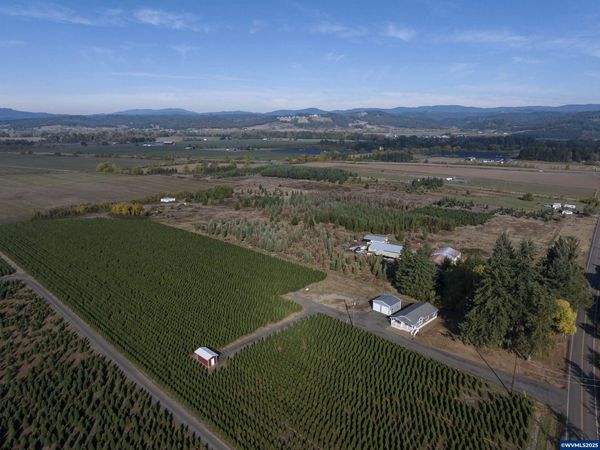 25110 SW Red Prairie Rd, Sheridan, OR 97378