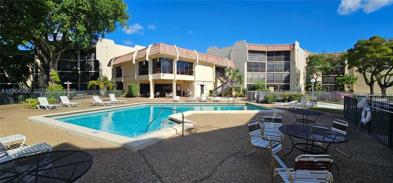 6855 W Broward Blvd, Unit 308, Plantation, FL 33317 Photo