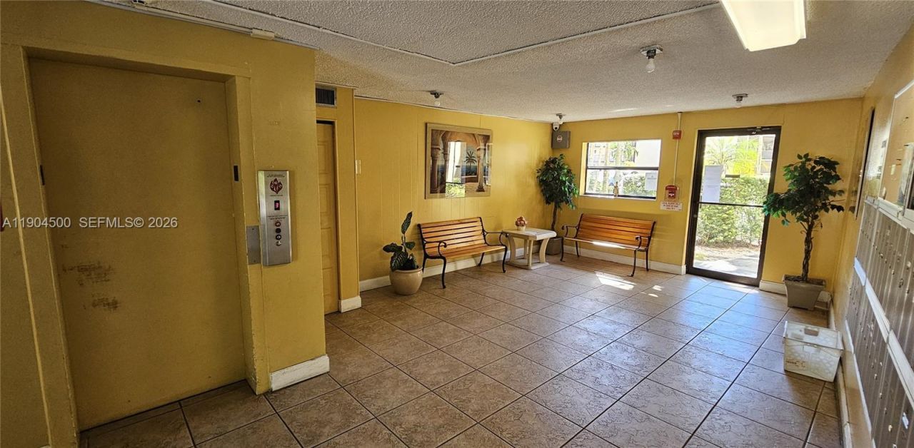 6855 W Broward Blvd, Unit 308, Plantation, FL 33317 Photo