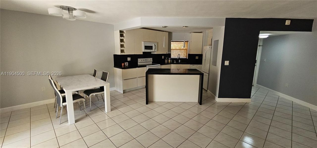 6855 W Broward Blvd, Unit 308, Plantation, FL 33317 Photo