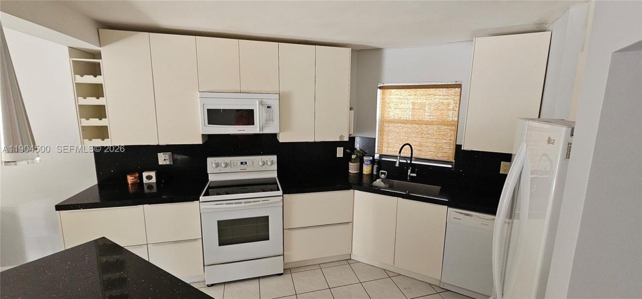 6855 W Broward Blvd, Unit 308, Plantation, FL 33317 Photo