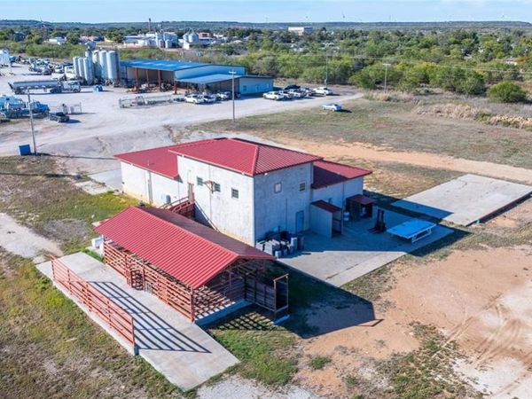 117 LAND GRANT Lane, Baird, TX 79504