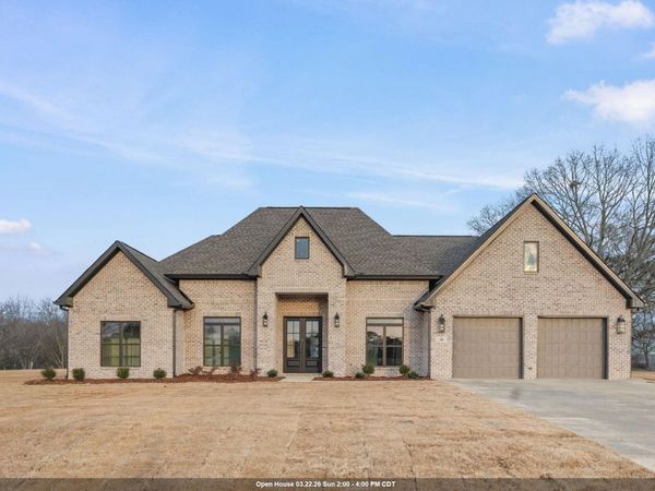 41 Blue Ridge Dr, Florence, AL