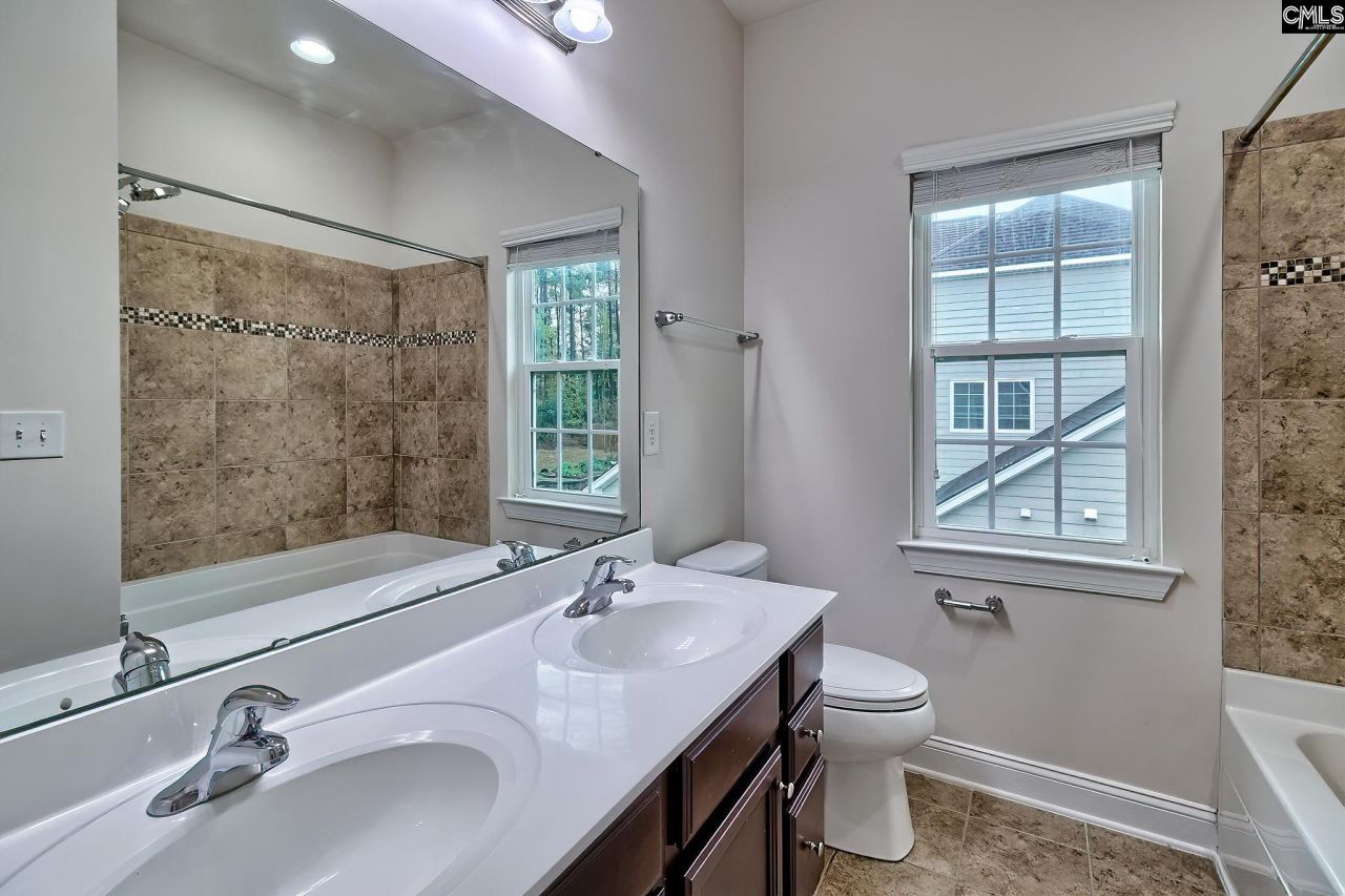 56 Roundtree Road Photo 31