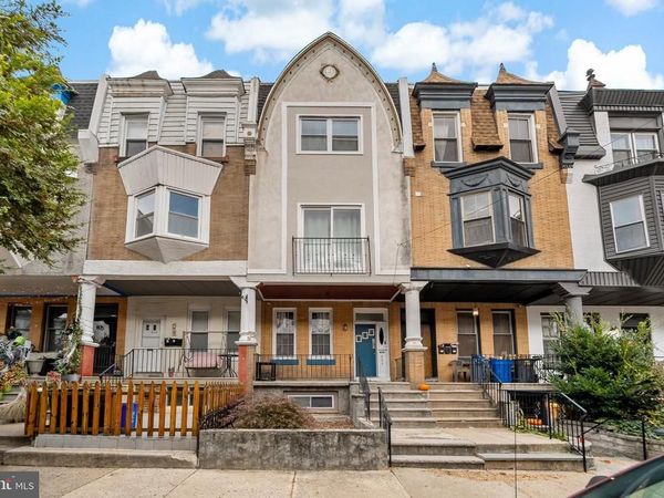 653 N 33RD STREET, PHILADELPHIA, PA 19104