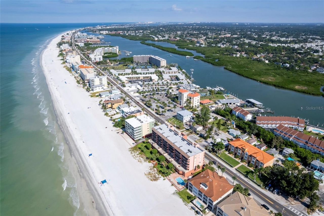 19217 Gulf Boulevard, Indian Shores, FL 33785 Photo