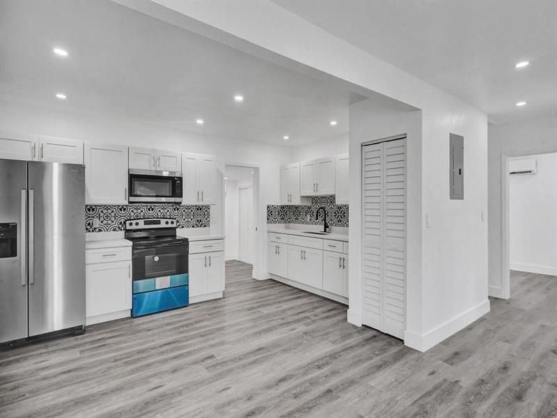 940 SW 28th Street, Fort Lauderdale, FL 33315 Photo