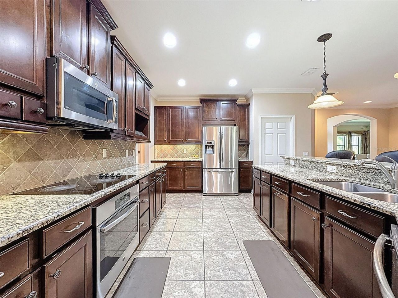 335 Cockle Shell Loop, Apollo Beach, FL 33572 Photo