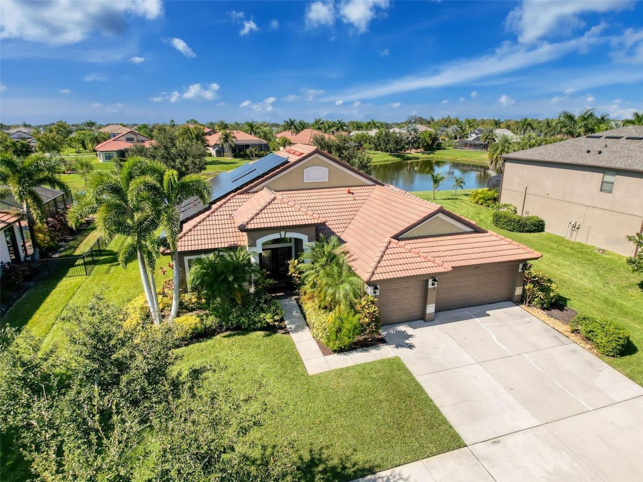 335 Cockle Shell Loop, Apollo Beach, FL 33572 Photo
