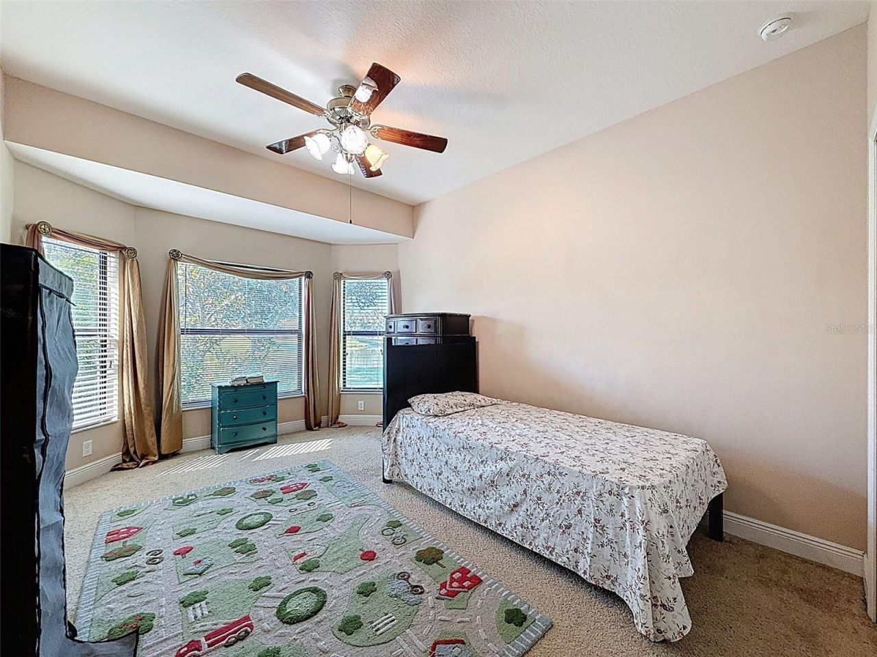 335 Cockle Shell Loop, Apollo Beach, FL 33572 Photo