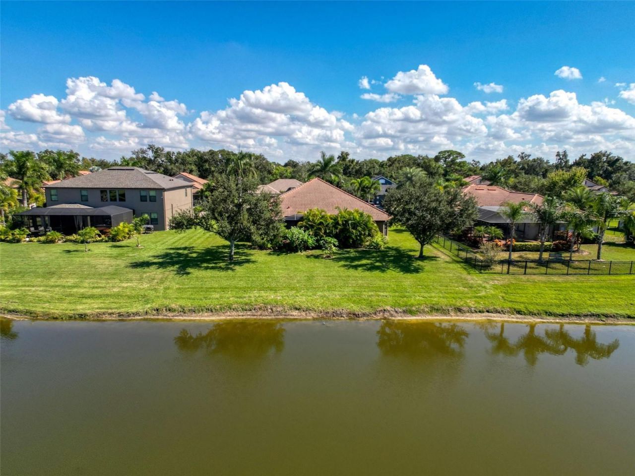 335 Cockle Shell Loop, Apollo Beach, FL 33572 Photo