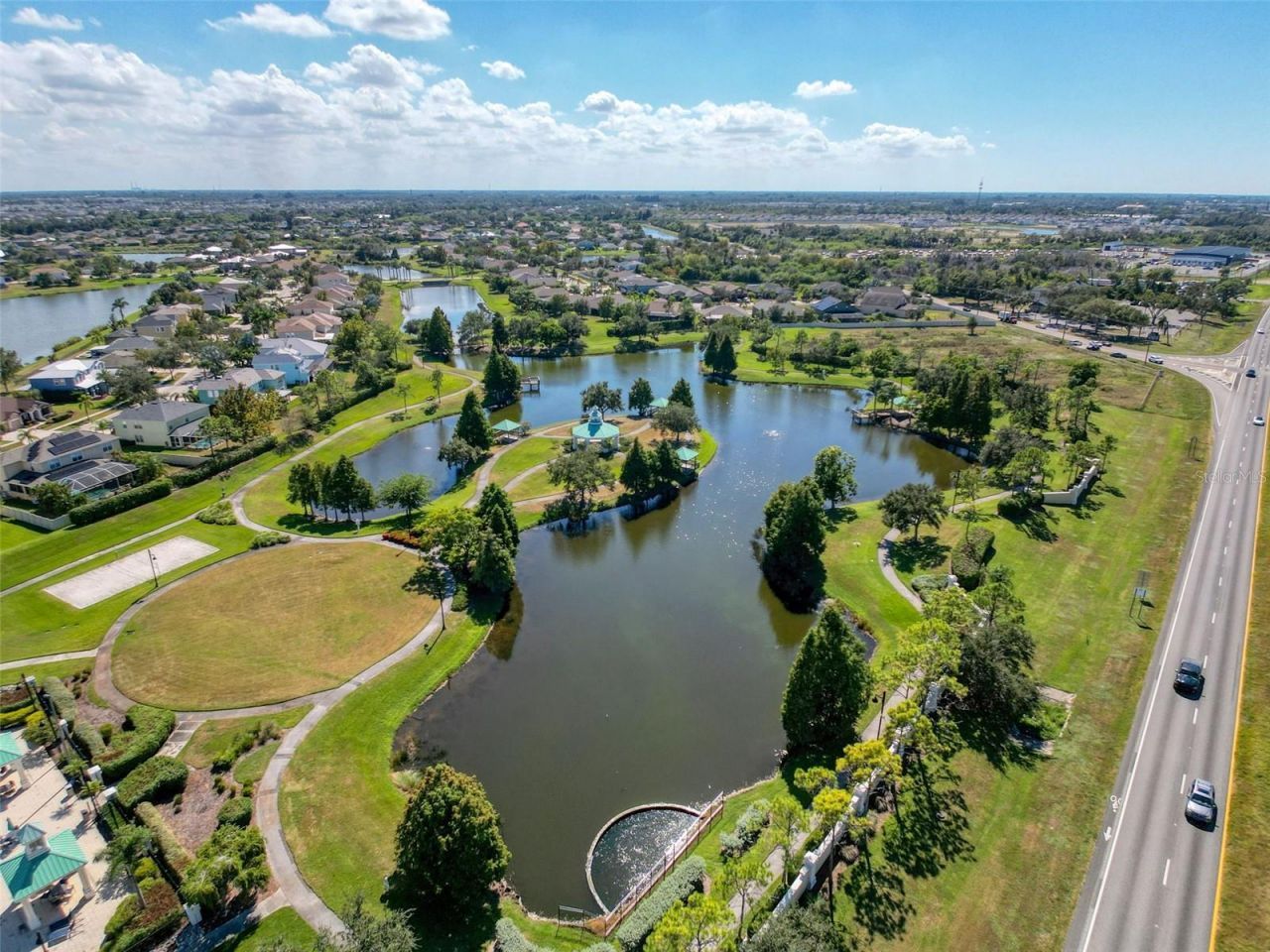 335 Cockle Shell Loop, Apollo Beach, FL 33572 Photo