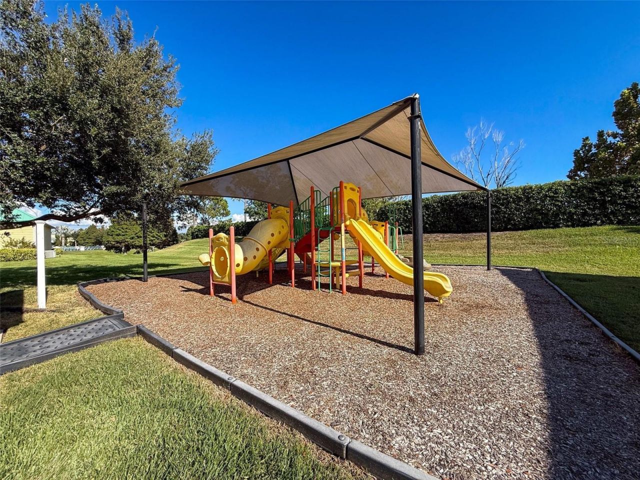 335 Cockle Shell Loop, Apollo Beach, FL 33572 Photo