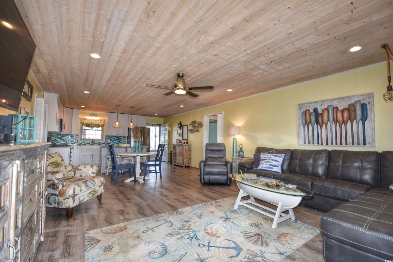 330 45th Ave. N Photo 11