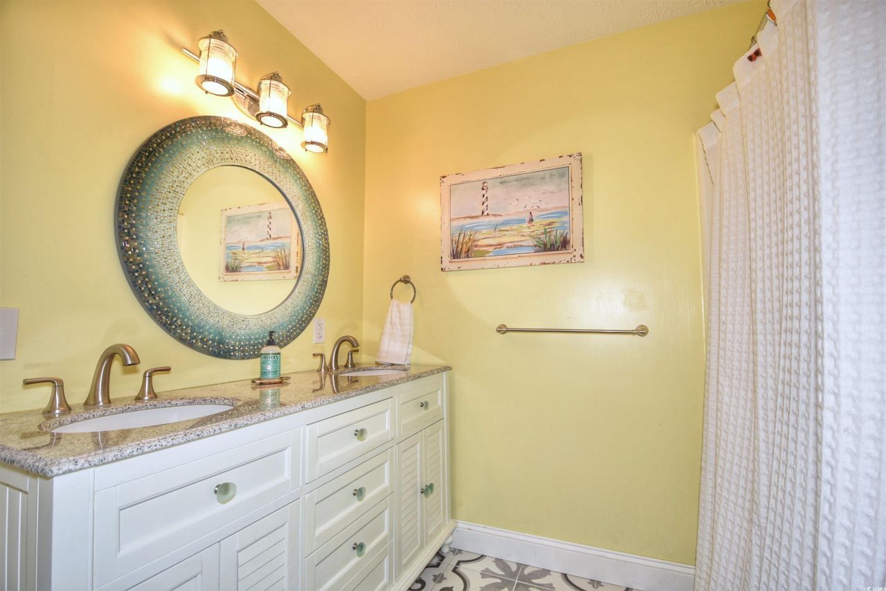 330 45th Ave. N Photo 15