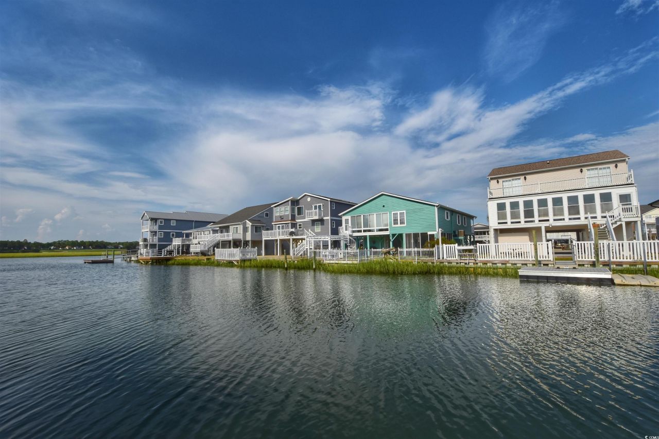 330 45th Ave. N Photo 4