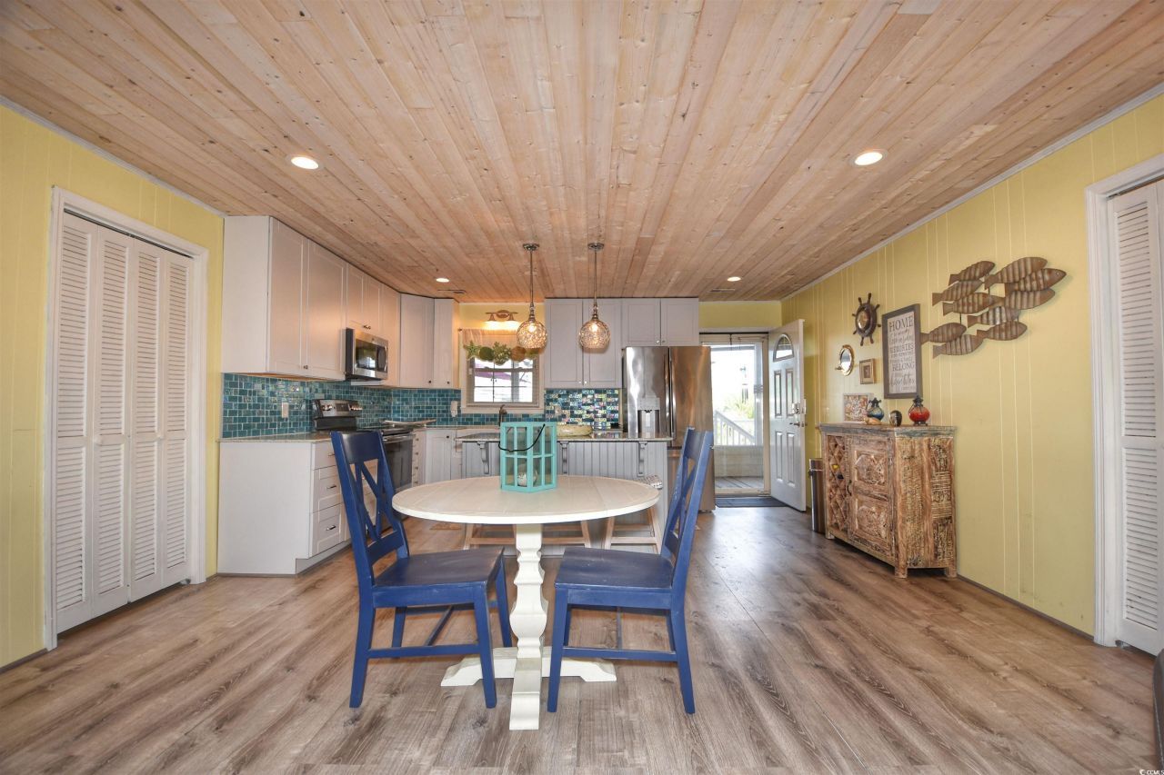 330 45th Ave. N Photo 8