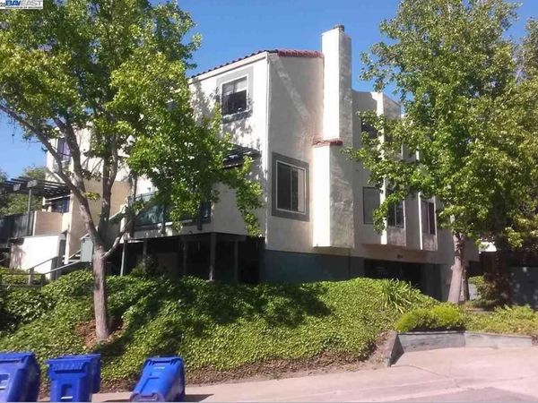 1704 Dalessi Dr, Pinole, CA 94564